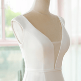Wedding Gowns - Elegant Sexy Deep V-Neck, Simple Style Mermaid Wedding Dress
